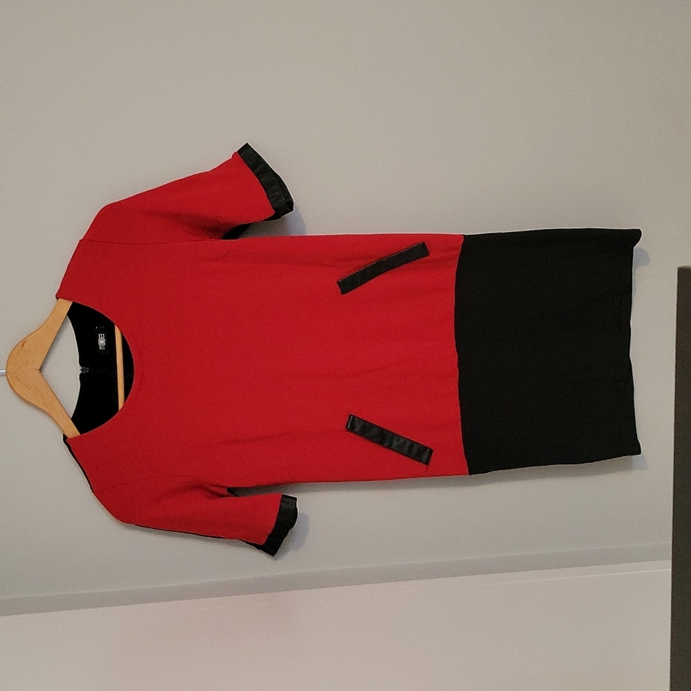 MOE~ Short Sleeve Dress, Red & Black, S